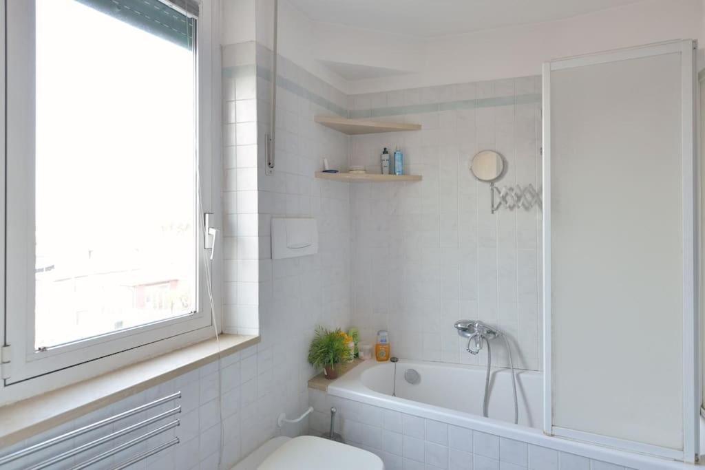 Super Sunny Penthouse With Terrace Daire Roma Dış mekan fotoğraf